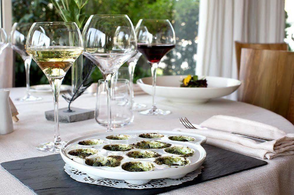 Hotel-Restaurant "La Gremelle" Ladoix-Serrigny Bagian luar foto