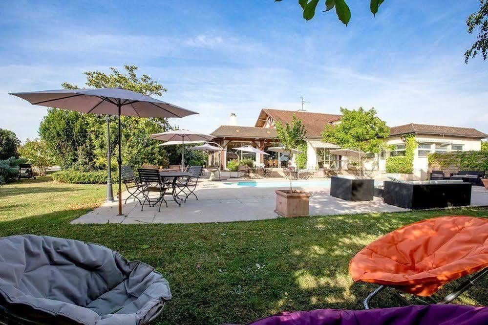 Hotel-Restaurant "La Gremelle" Ladoix-Serrigny Bagian luar foto
